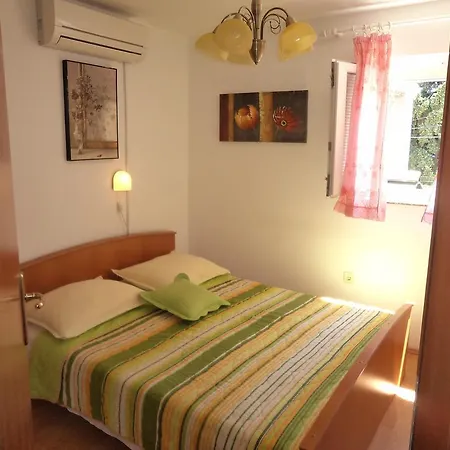 Guest house The Palm